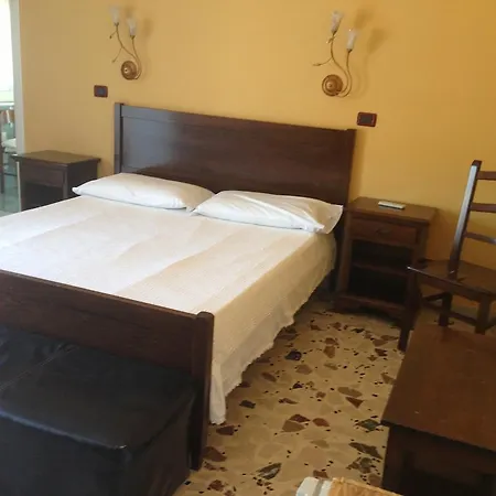 Πανσιόν I Muci Gioiosa Marea