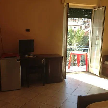 Πανσιόν I Muci Gioiosa Marea