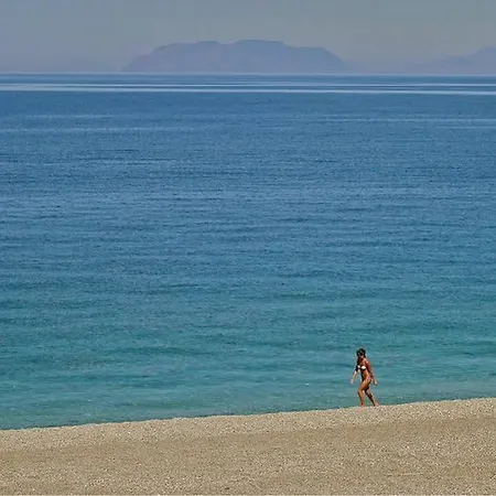 I Muci Πανσιόν